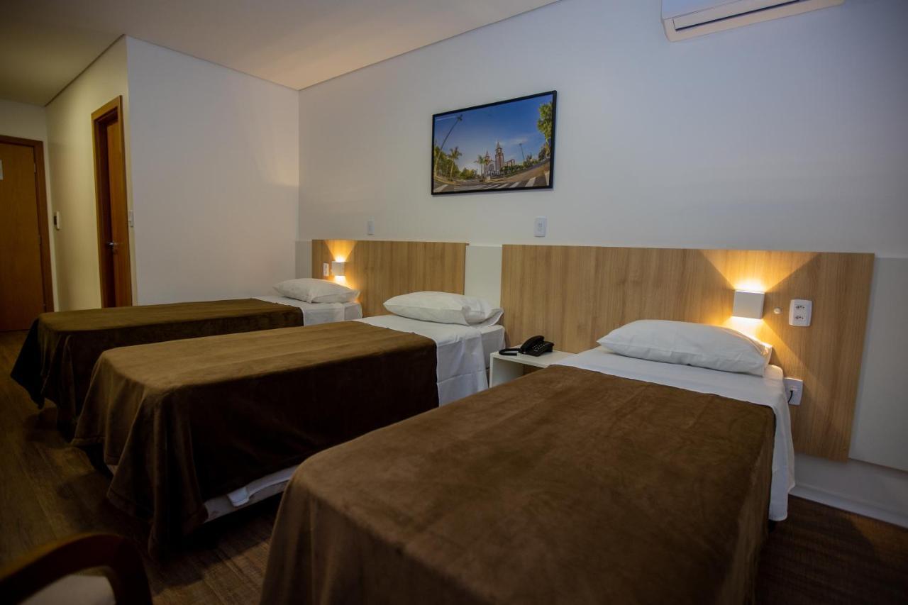 Tri Hotel Шапеко Екстер'єр фото