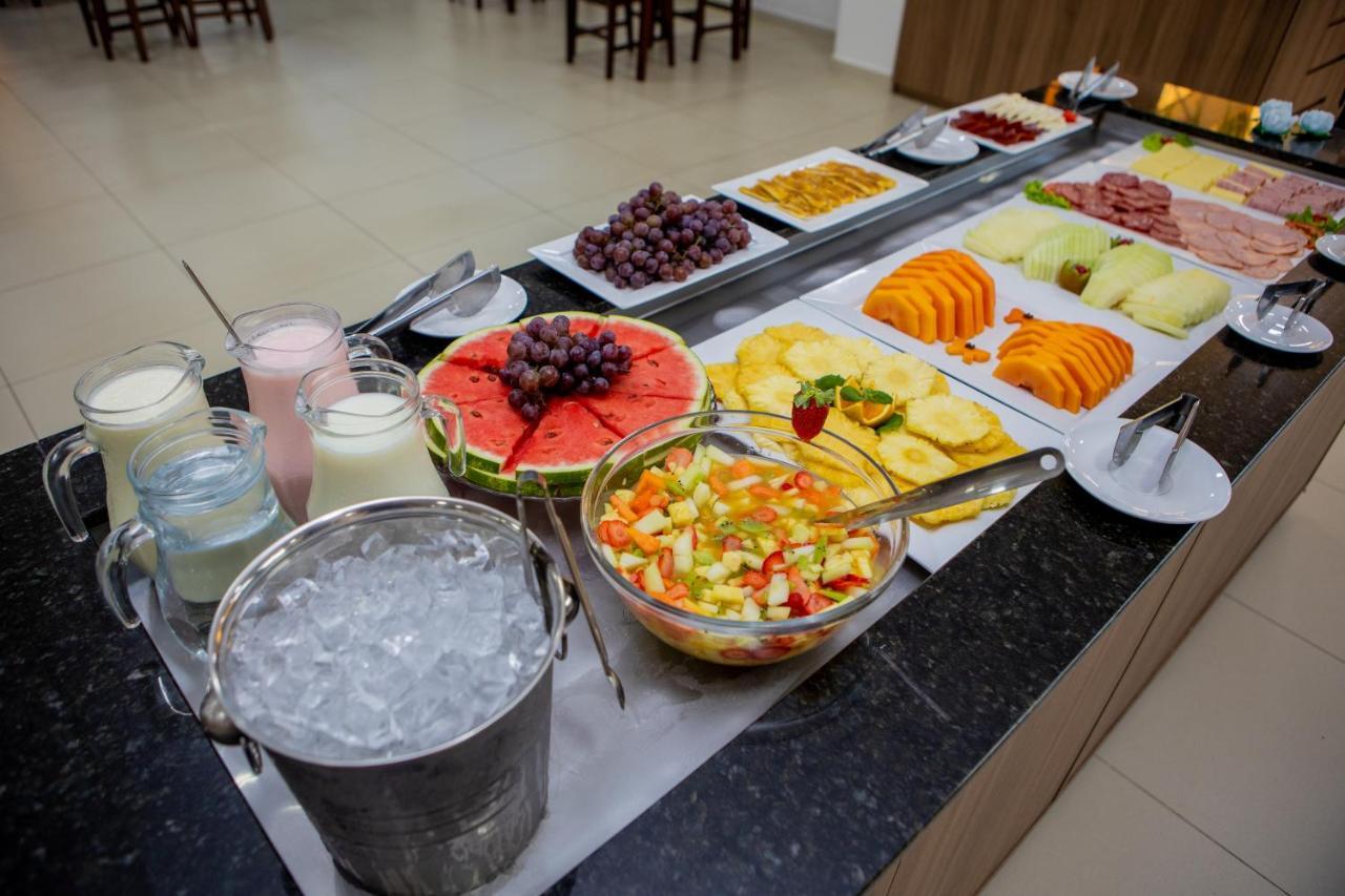 Tri Hotel Шапеко Екстер'єр фото