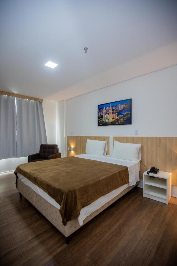 Tri Hotel Шапеко Екстер'єр фото