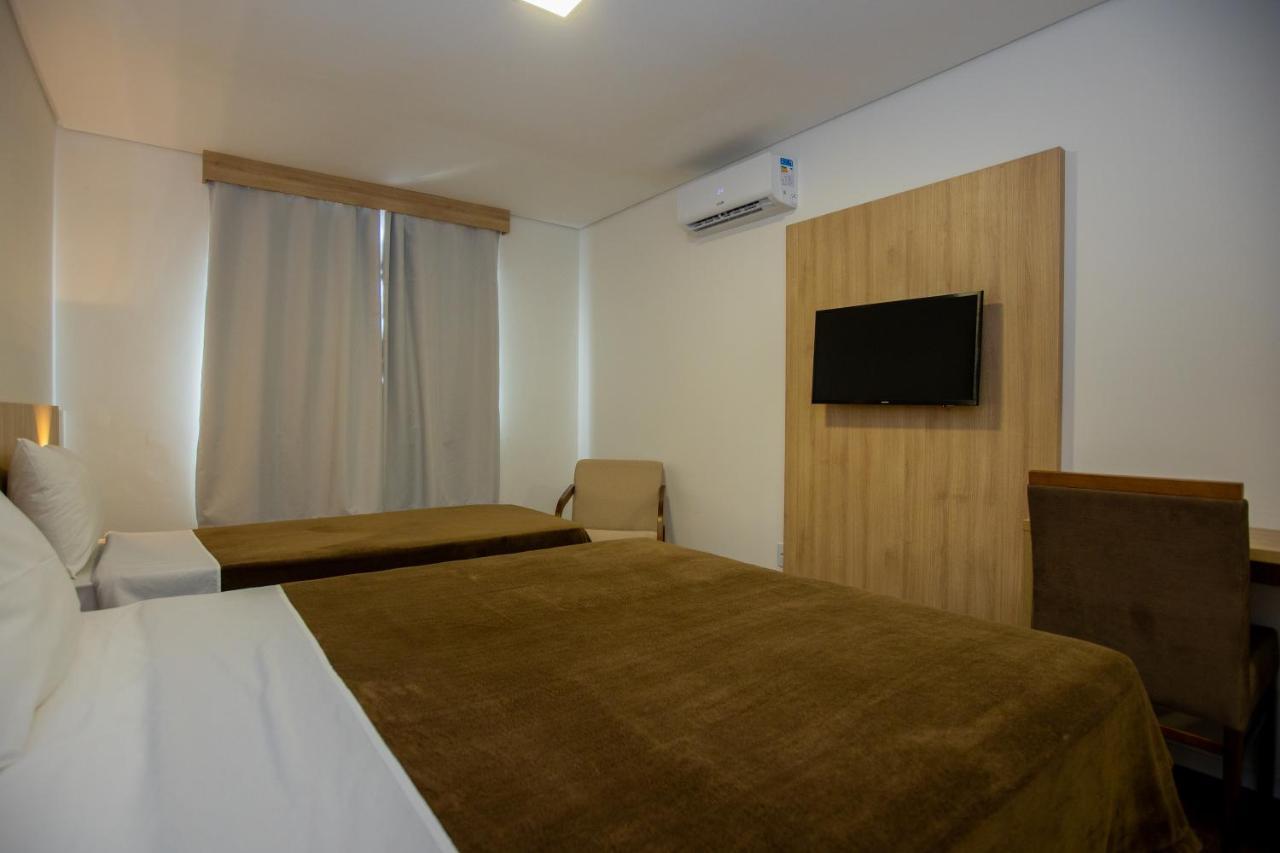 Tri Hotel Шапеко Екстер'єр фото