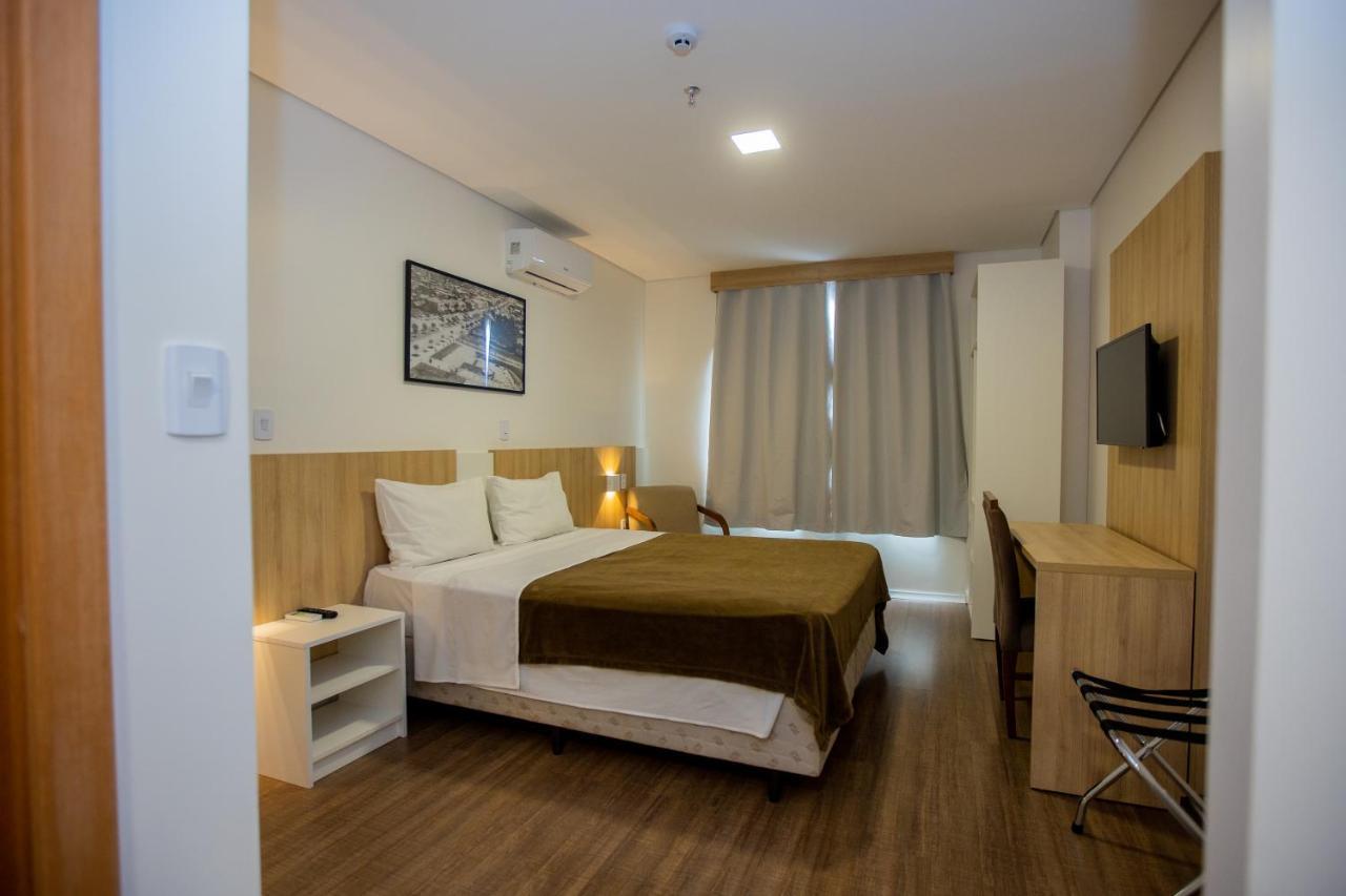 Tri Hotel Шапеко Екстер'єр фото